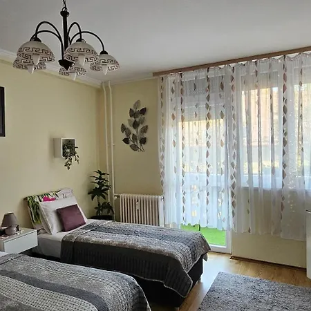 Apartment Anna Gyoengye *
