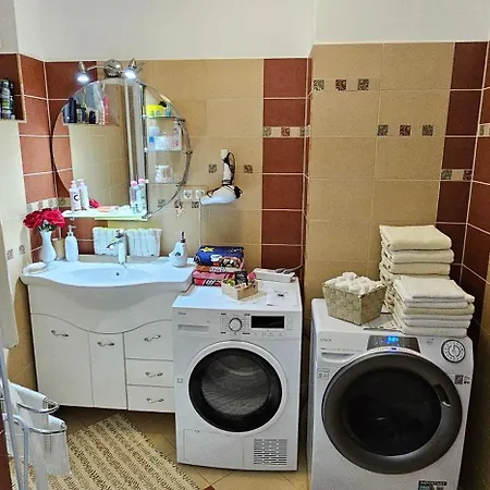 Anna Gyoengye Apartment Debrecen