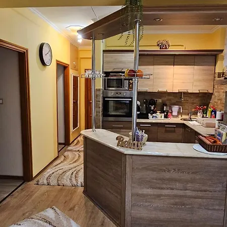 Anna Gyoengye Appartement